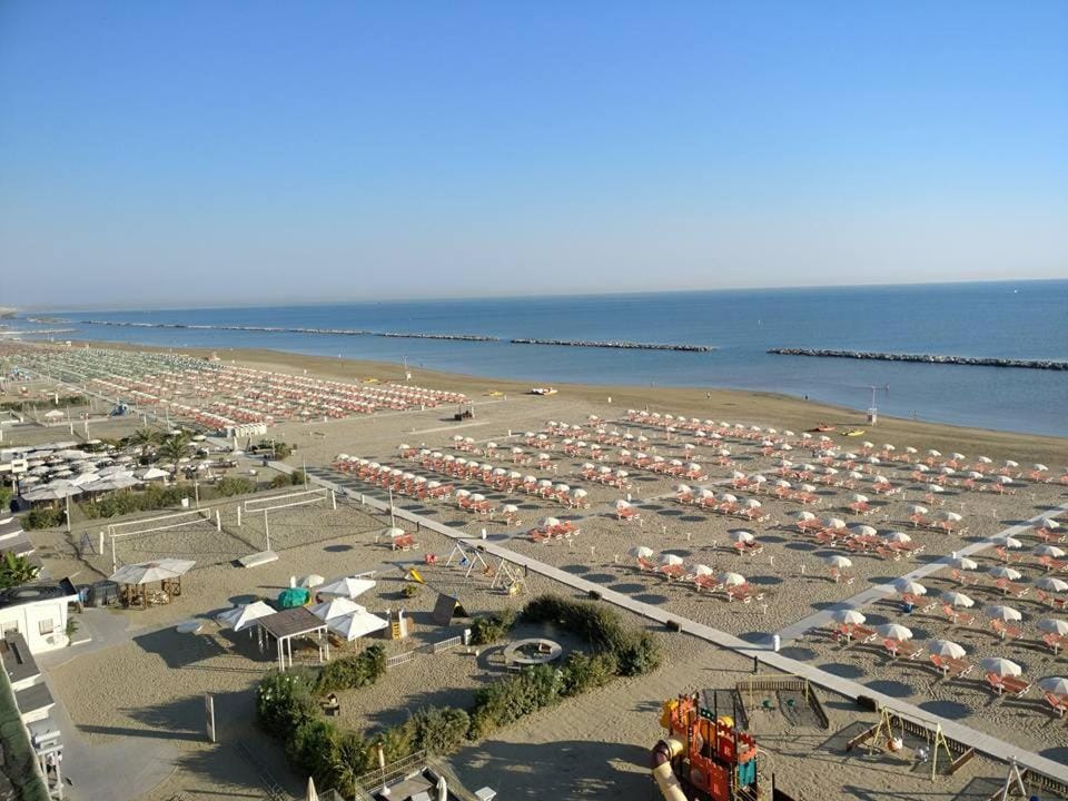 Bird's eye view, Beach