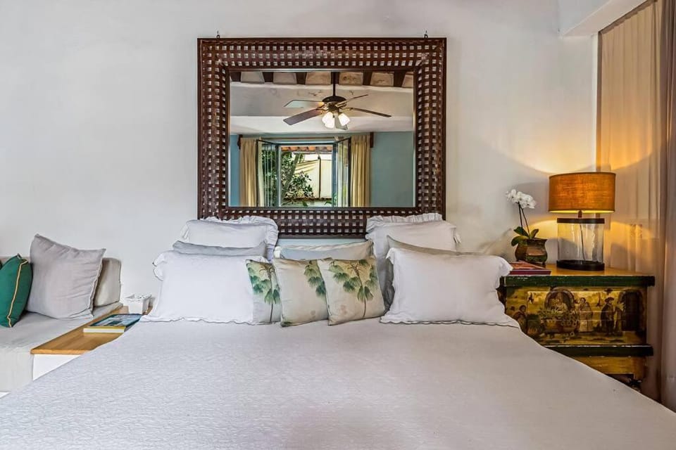 Studio Jardin Secret - Charming Garden Apartment in Puerto Vallarta