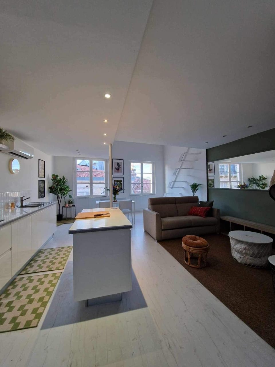 Duplex 90m² + terrasse Apartment in Bayonne