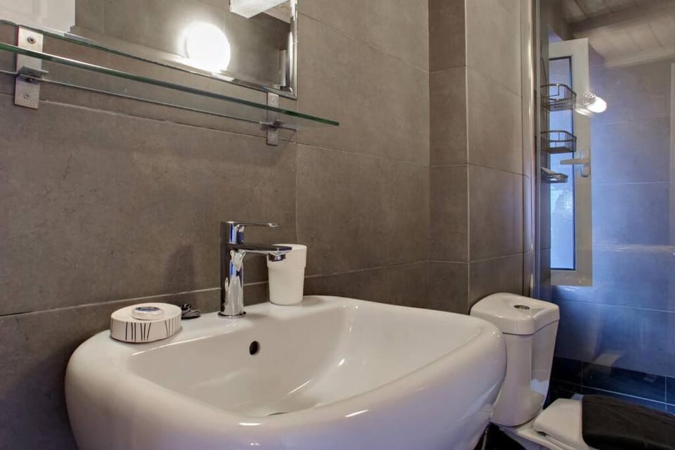 Ella's stunning pad Apartment in Corfu