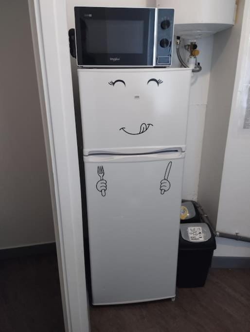 Kitchen or kitchenette, microwave