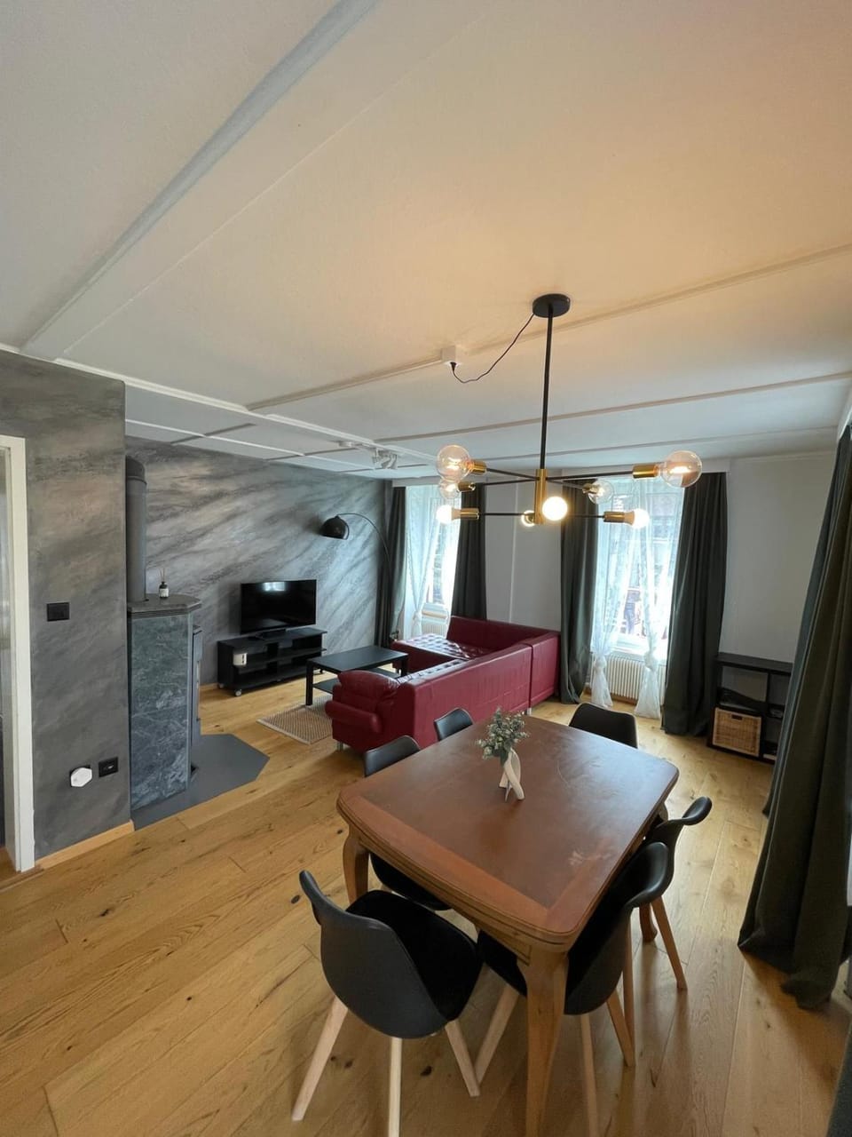 Living room, Dining area
