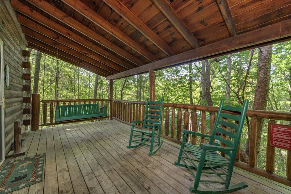 Bear Secrets House in Gatlinburg