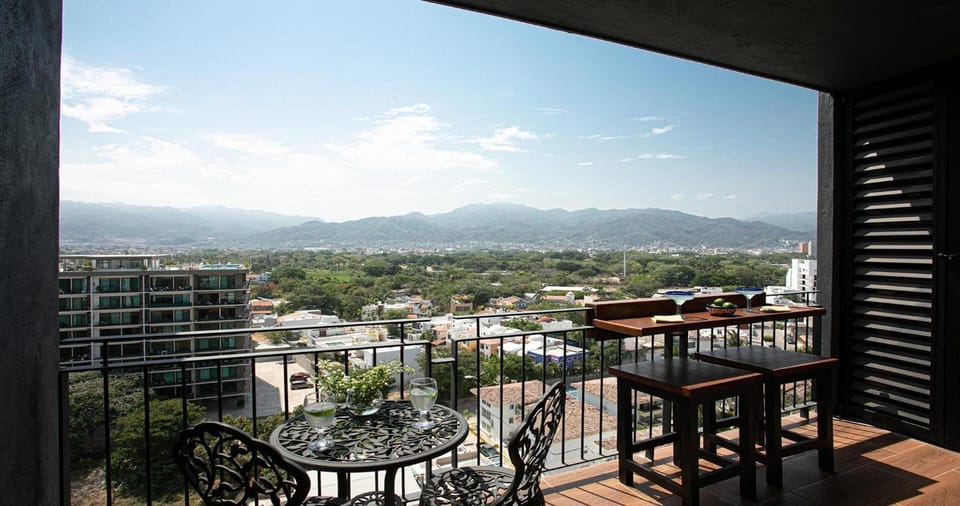 View (from property/room), Balcony/Terrace, Mountain view