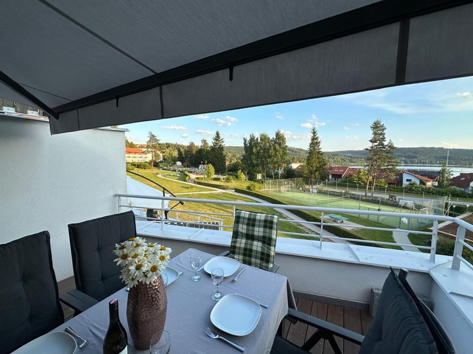 View (from property/room), View (from property/room), Balcony/Terrace, Balcony/Terrace, Lake view