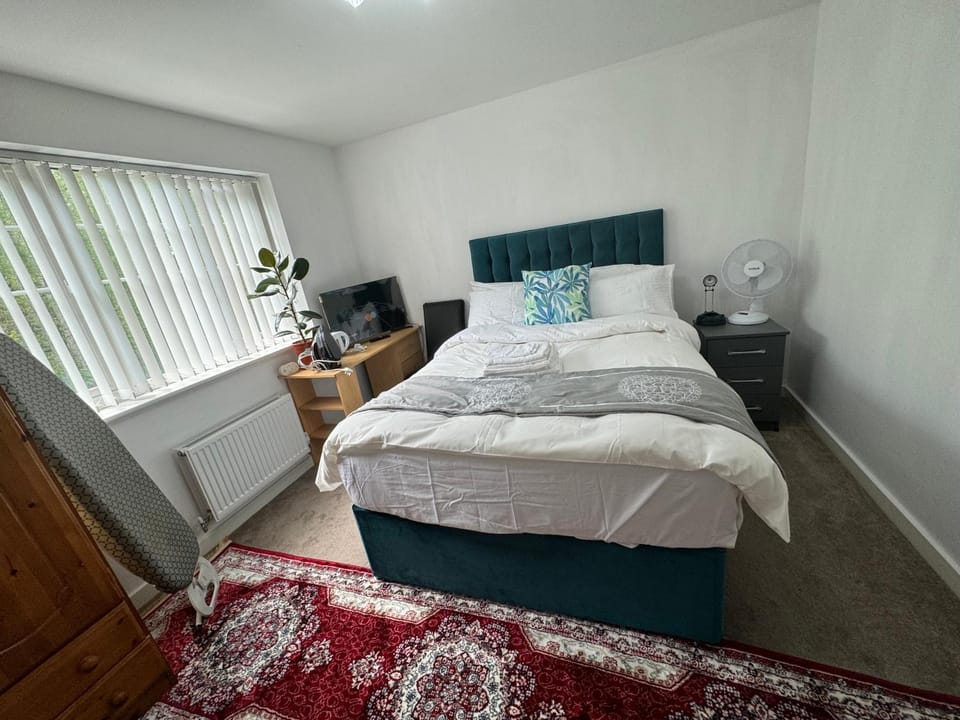 P&F Edgbaston Birmingham UK, 28 Ashes Lane Birmingham Vacation rental in Birmingham