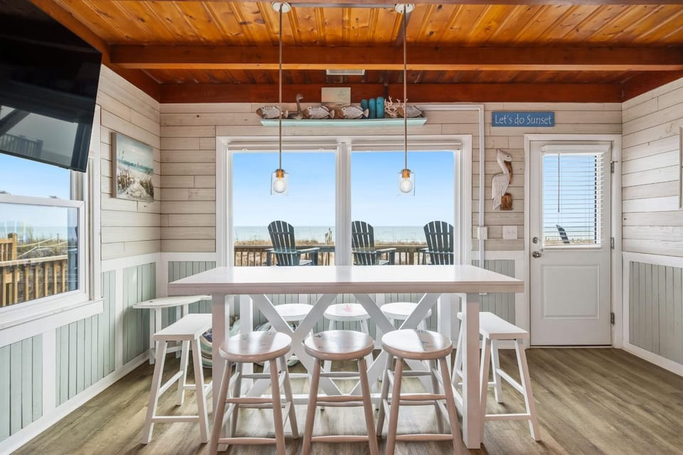 Dreamy Days by Oak Island Accommodations House in Oak Island