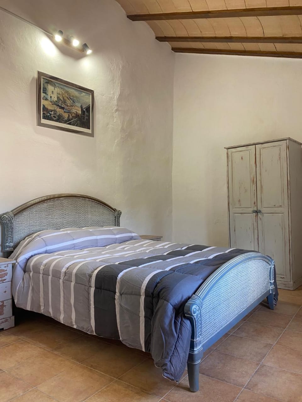 Bedroom, wardrobe