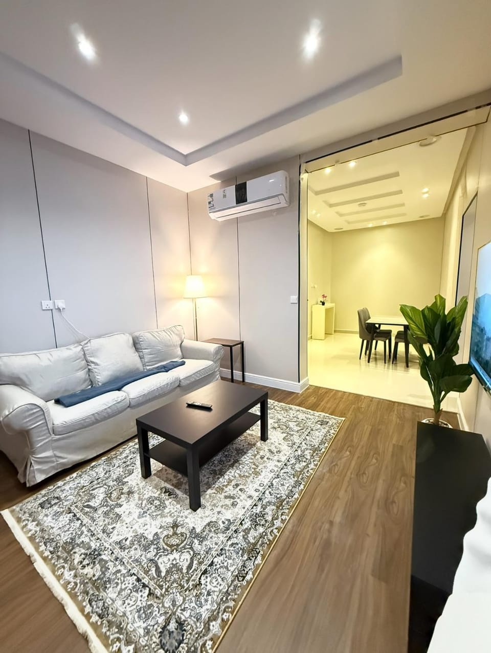 TV and multimedia, Living room, Seating area