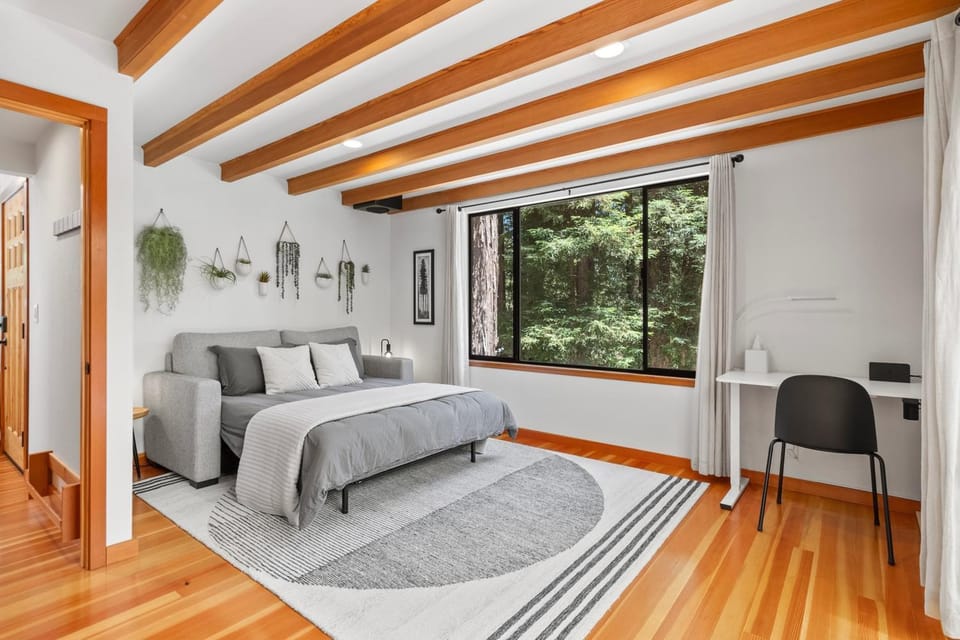 Redwood Oasis - Luxe Santa Cruz Cabin w/ Hot Tub Cabin in Ben Lomond