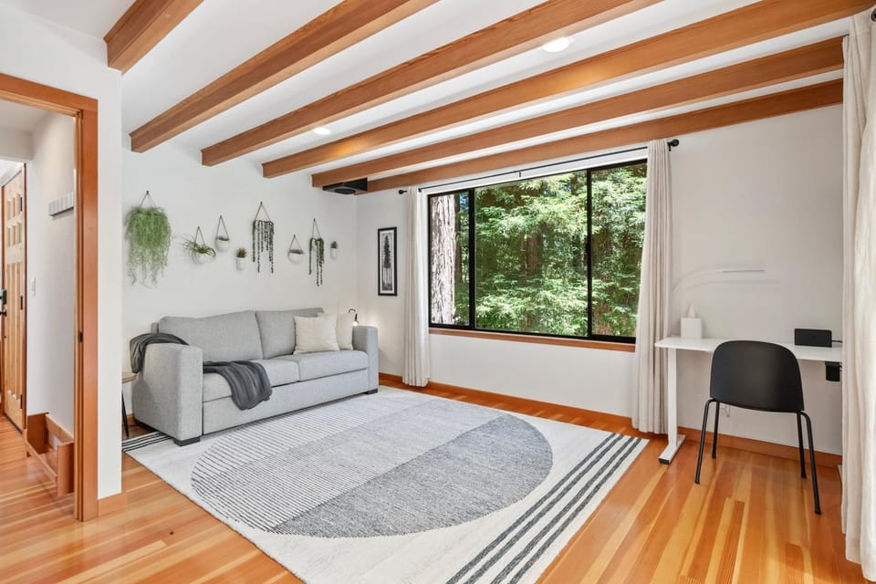 Redwood Oasis - Luxe Santa Cruz Cabin w/ Hot Tub Cabin in Ben Lomond