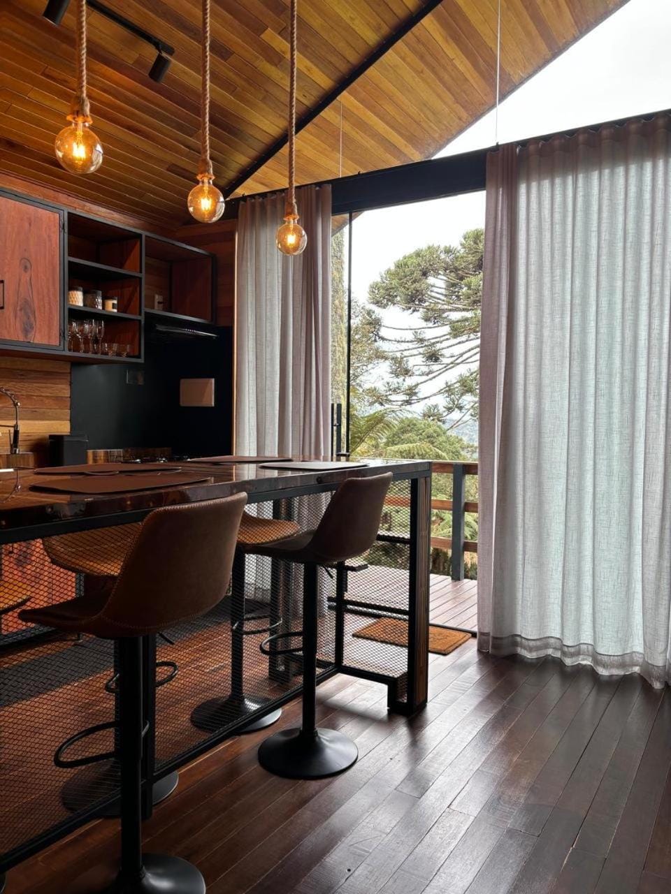 Cabana Ohana, Espaçosa, Aconchegante e Completa Chalet in State of Santa Catarina