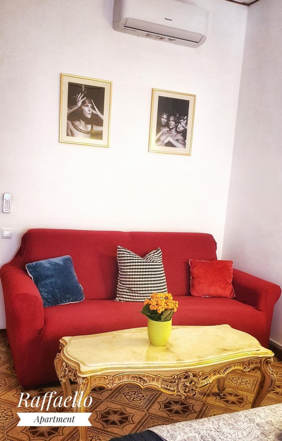 Living room, Seating area, air conditioner