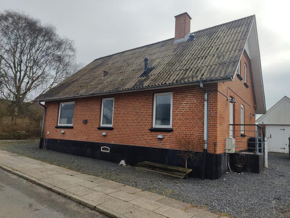 Billig overnatning tæt på badestrand og jesperhus Vacation rental in Central Denmark Region