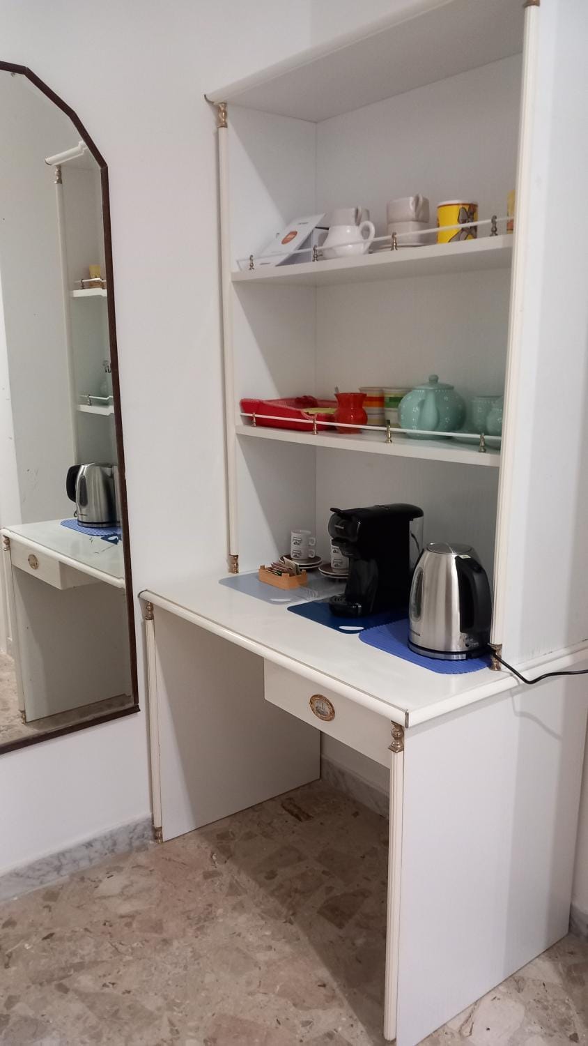 Coffee/tea facilities