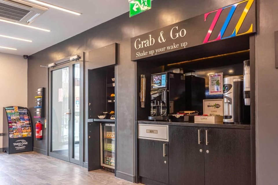 Coffee/tea facilities