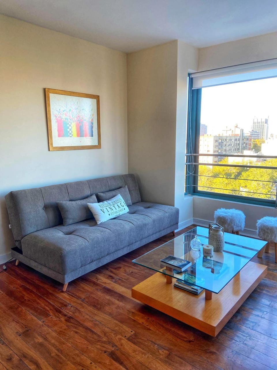 Living room, Seating area