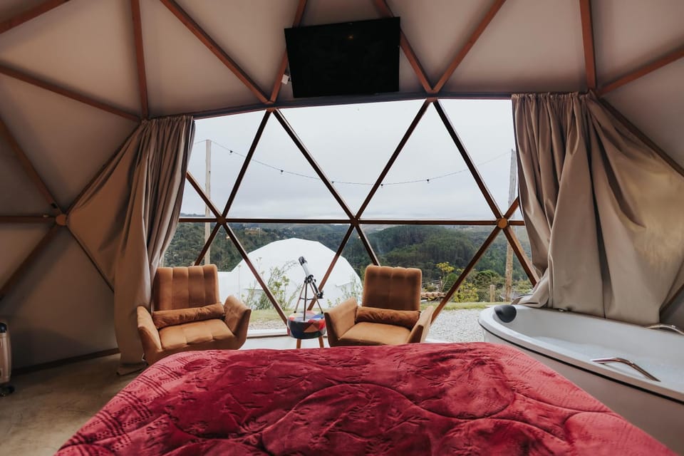 Natural landscape, Photo of the whole room