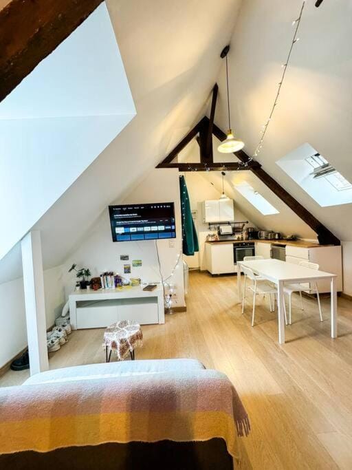 *NEW*: Centrale et Calme _ Parking _Coeur de ville Apartment in Brittany