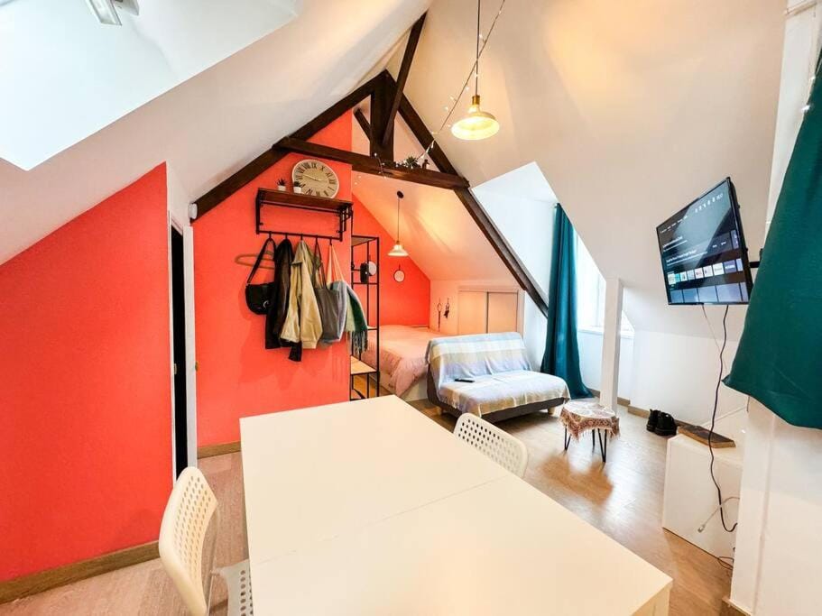 *NEW*: Centrale et Calme _ Parking _Coeur de ville Apartment in Brittany
