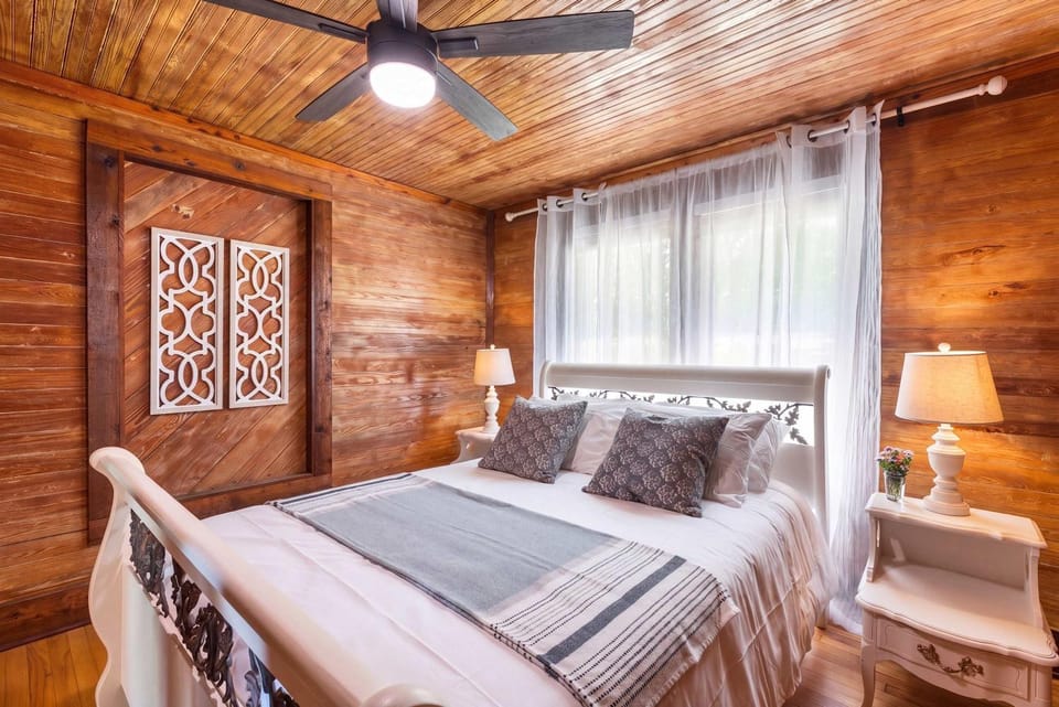 Sweetwater on the Range - Cozy Cabin , Firepit Cabin in Florida
