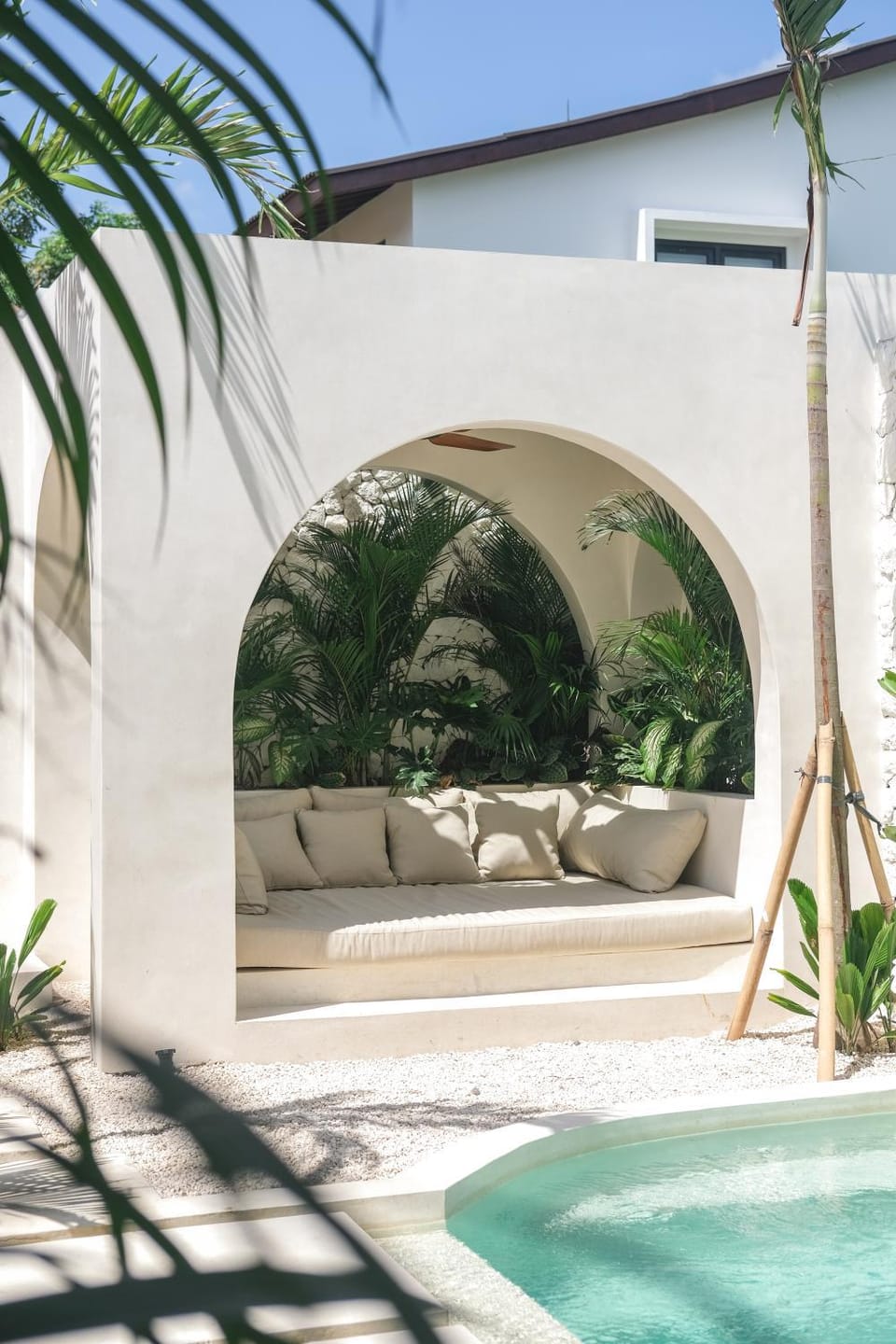 Garden, Seating area, Garden view