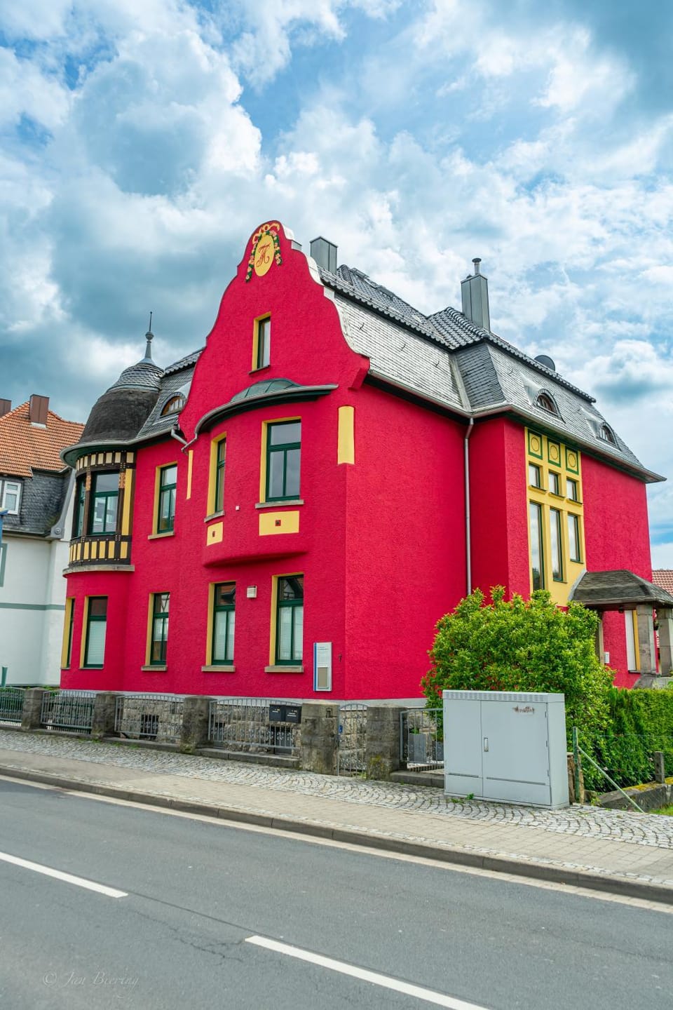 Property building, Day