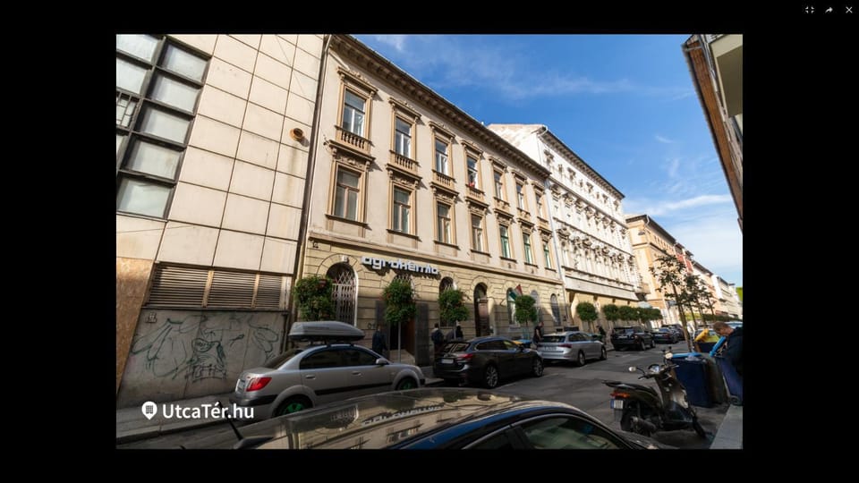 Property building, Neighbourhood, Street view, Location