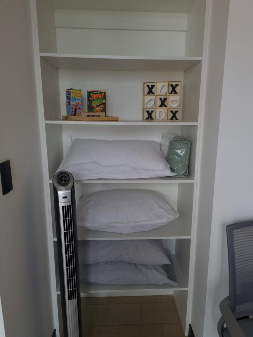 Bedroom, wardrobe