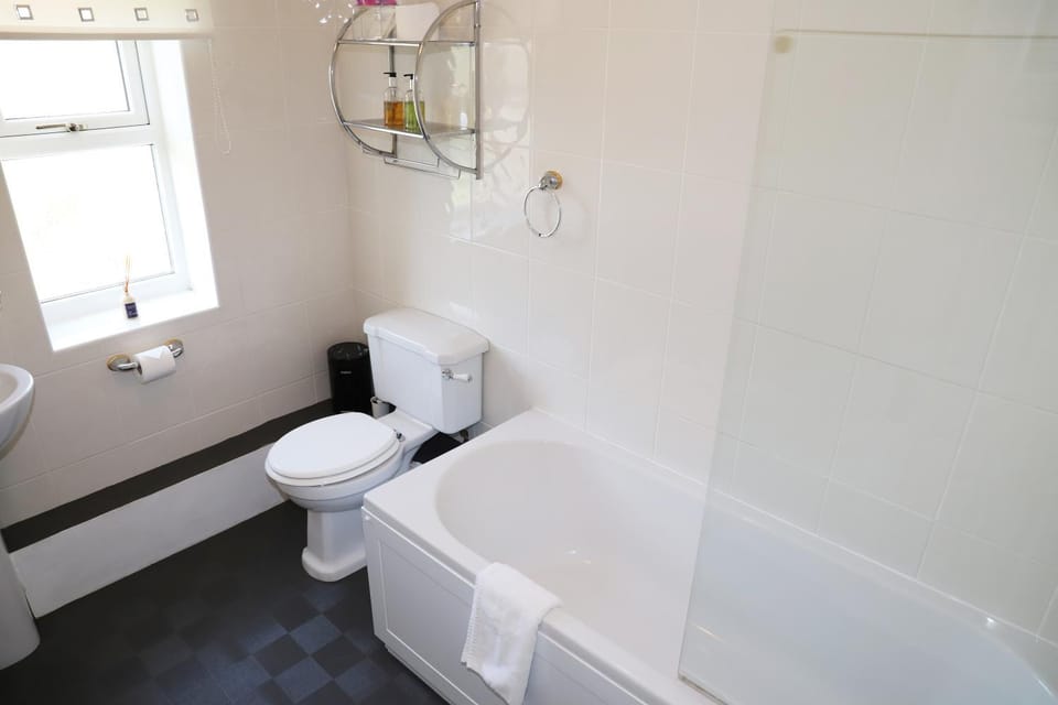 Bathroom, Bath