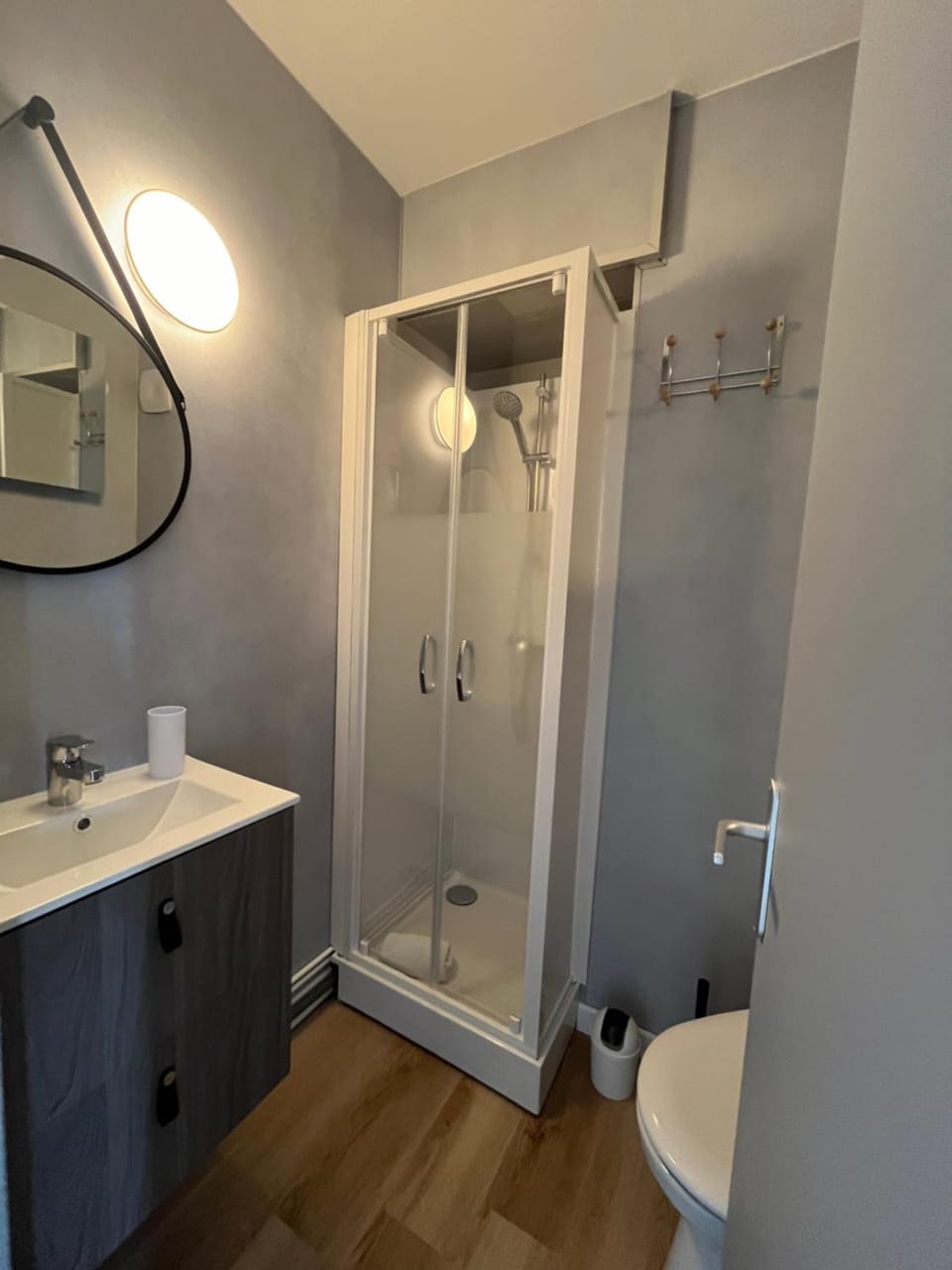 Allium, Appt entièrement rénové avec parking Apartment in Courseulles-sur-Mer