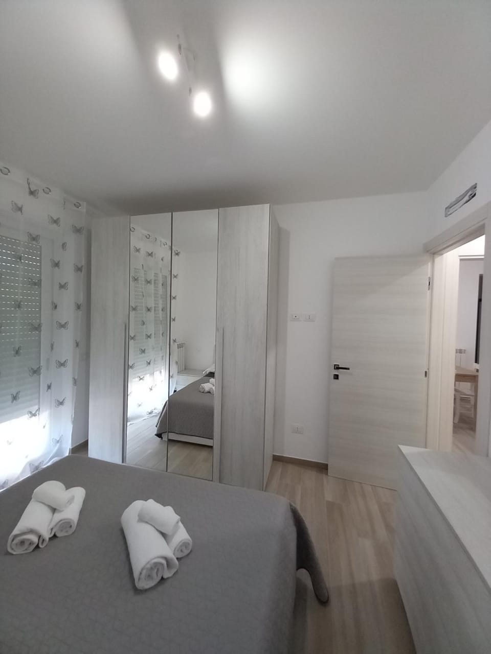 Bedroom, wardrobe