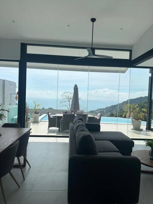 Villa Chaweng Sunrise Villa in Ko Samui