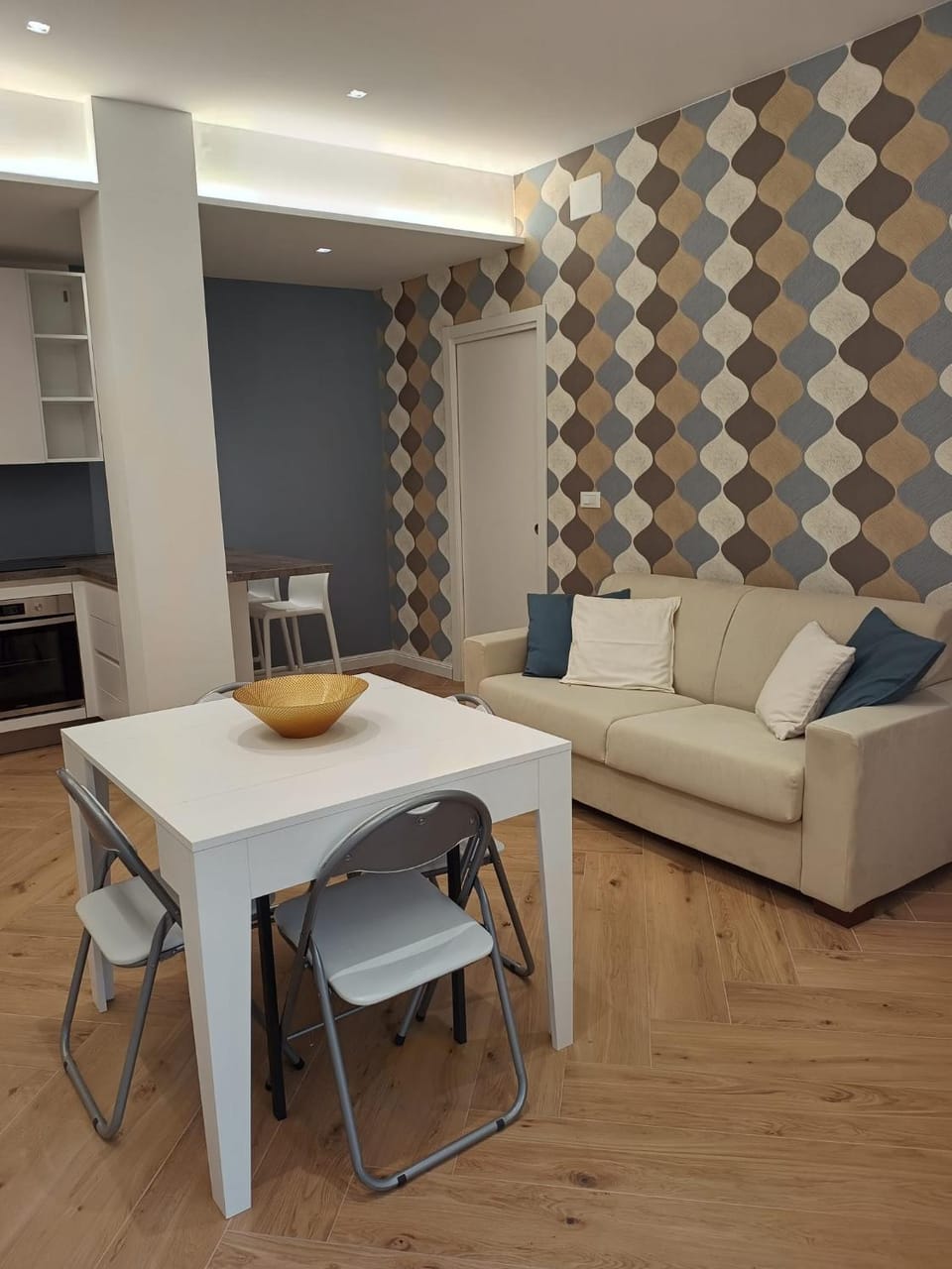 Kitchen or kitchenette, Living room, Dining area