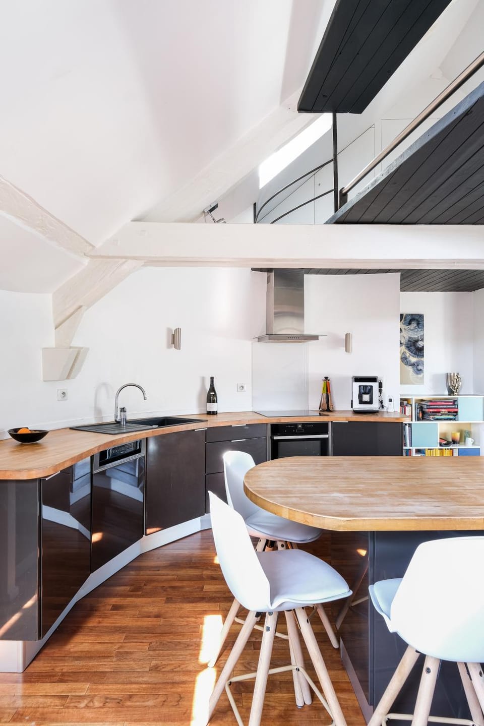 Kitchen or kitchenette, Dining area, dishwasher, pet friendly, stove