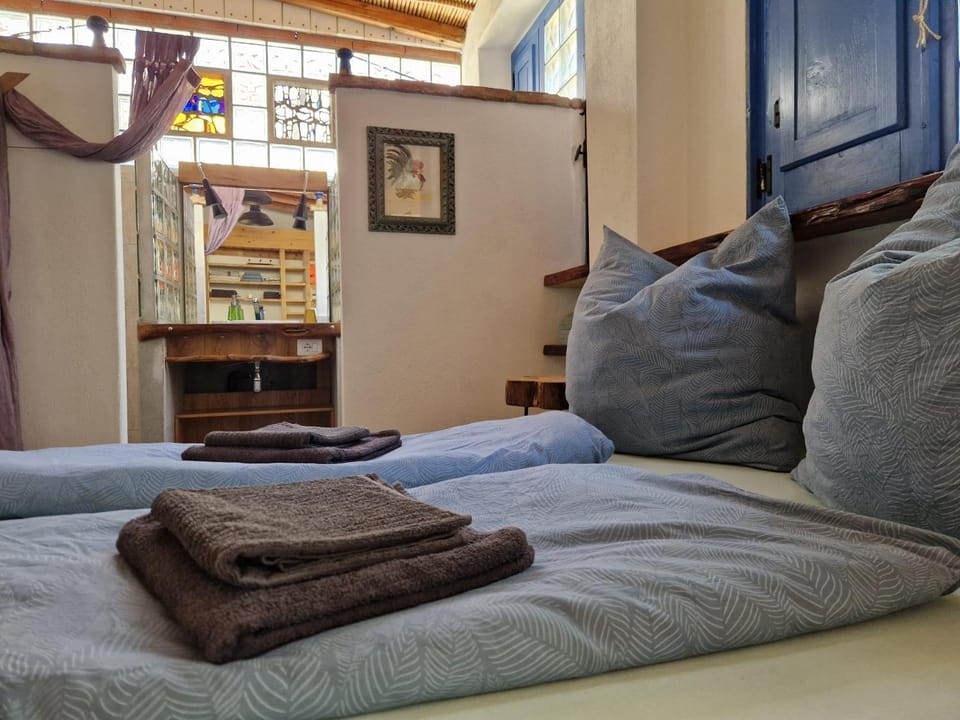 Bed, Photo of the whole room, Bedroom, towels