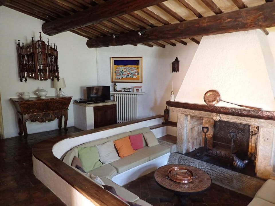 Authentic & Atypical house - Vence Bed and Breakfast in Saint Paul de Vence