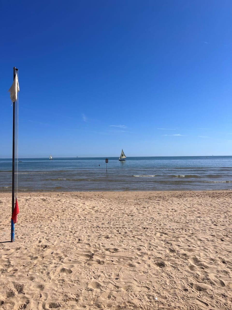 Day, Beach