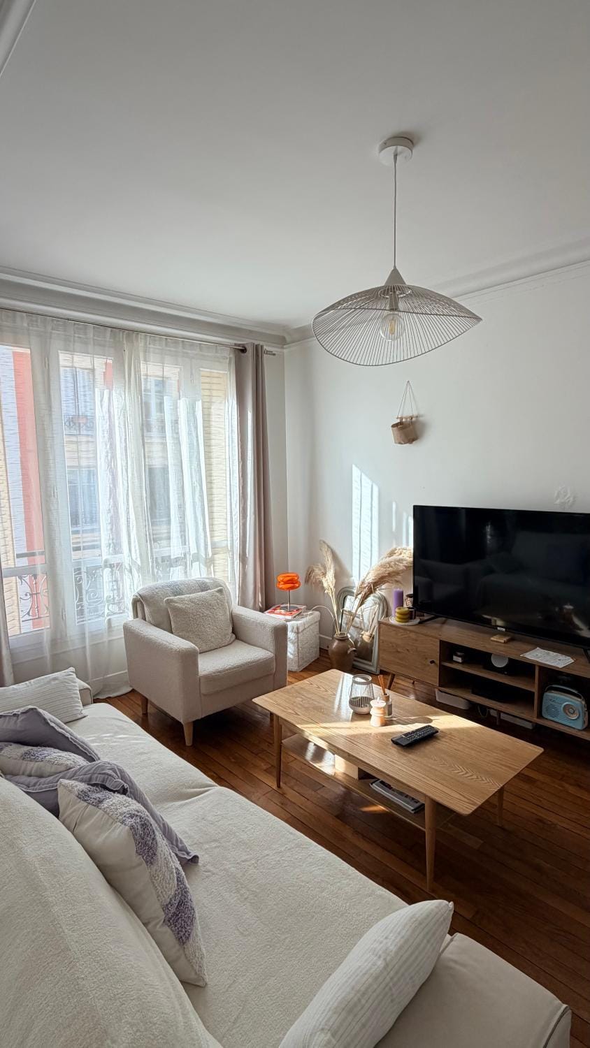 Appartement lumineux à Levallois, proche métro & Paris Apartment in Levallois-Perret