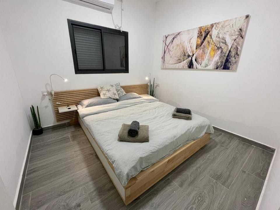 ניסים בערבה Apartment in South District