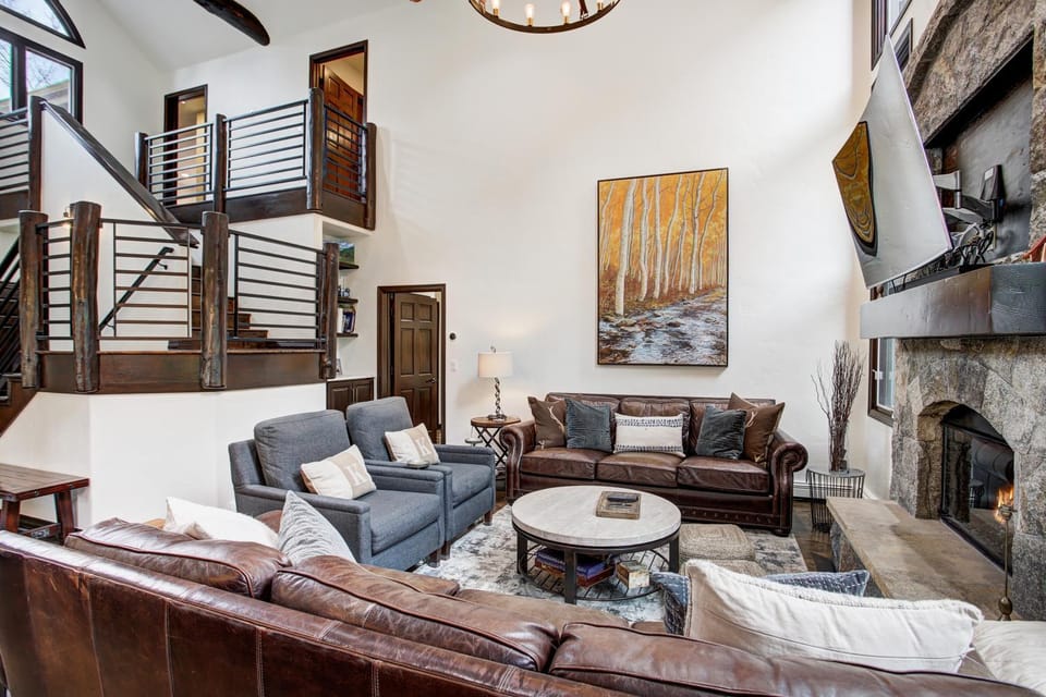 Exquisite, Private Mountain Home Retreat home House in Edwards