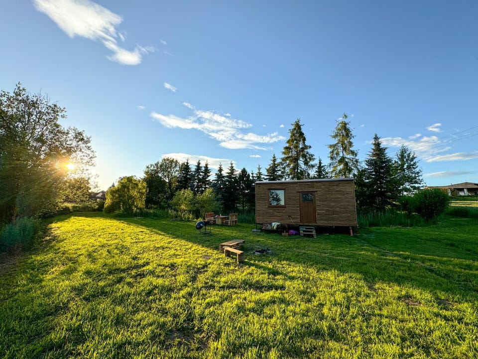 Maringotka na kraji rybníka Apartment in Czechia