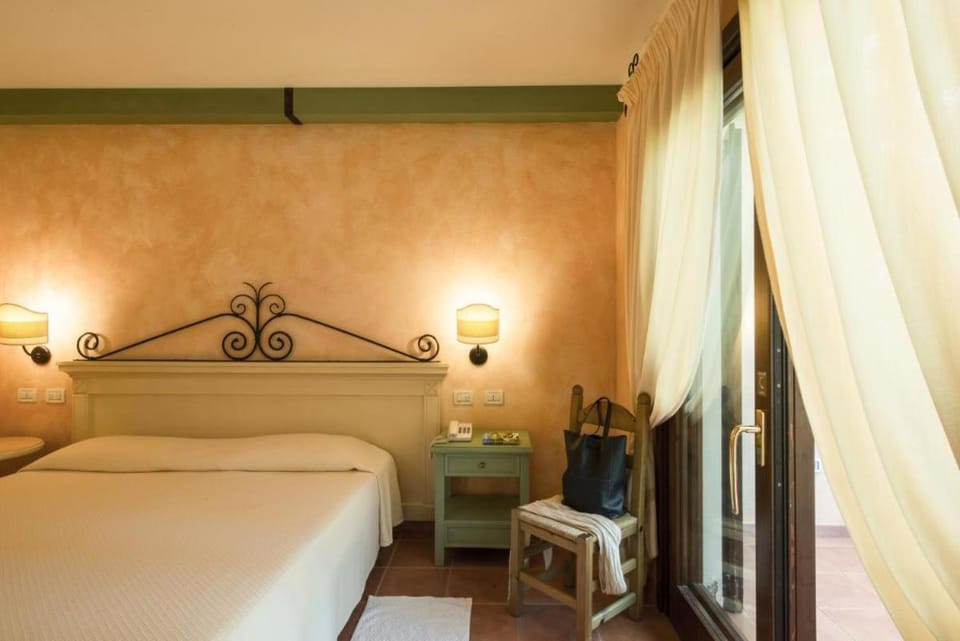 Tranquil Lantana Resort Hotel Apartments for 5 people 1,5km from beach Apartment in Pula