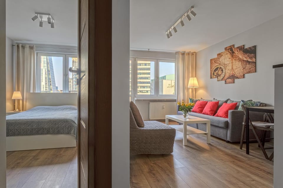 Bed, Living room, Photo of the whole room, Seating area, Dining area, Bedroom