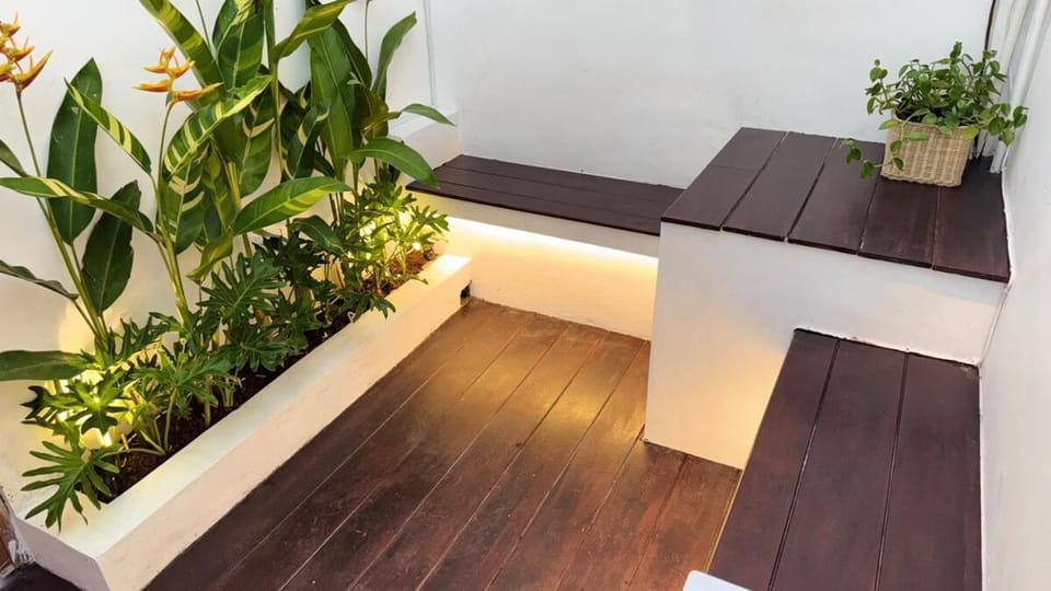 Patio, Seating area