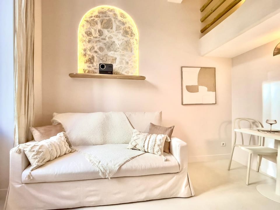 The Calypso - Quiet - New - Central Apartment in Nice