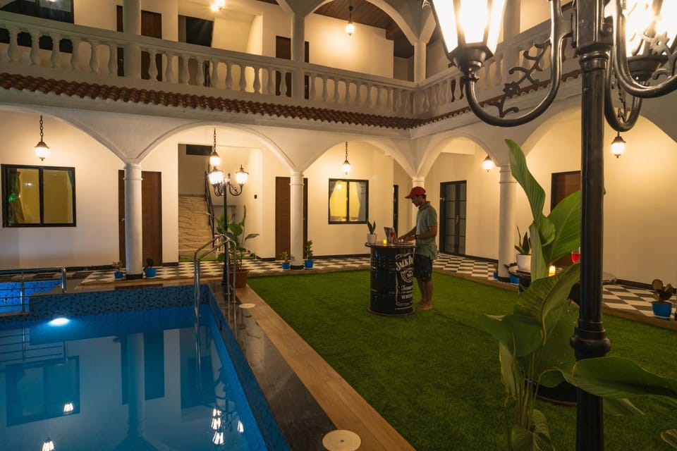 Swimming pool, group of guests