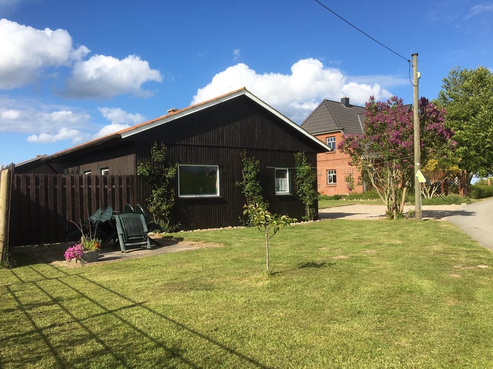 Property building, Spring, Natural landscape, Garden
