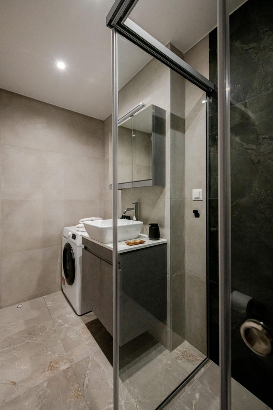 Shower, Bathroom, washing machine