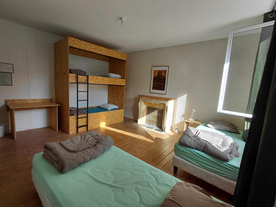 Bed, Bedroom, bunk bed